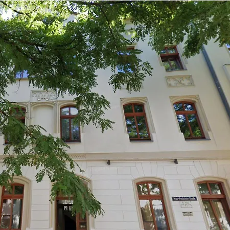 Ferienhaus Historische Altbauwohnungen Im Zentrum Von - Apolonialiving Zwickau